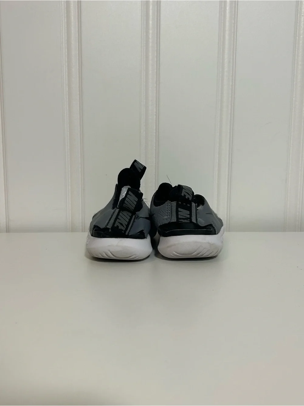 Nike flex runner black grey slip on toddler